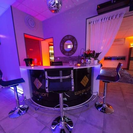 Loft Privatif Avec Jacuzzi Et Sauna Saint-Dizier Exteriör bild